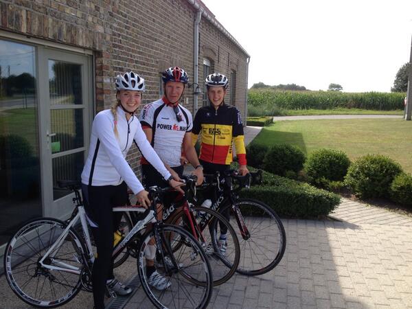 LisaMusseeuw's tweet photo. Ze zijn der klaar voor ! @jenswallays @maitejoos http://t.co/si6vmudMww