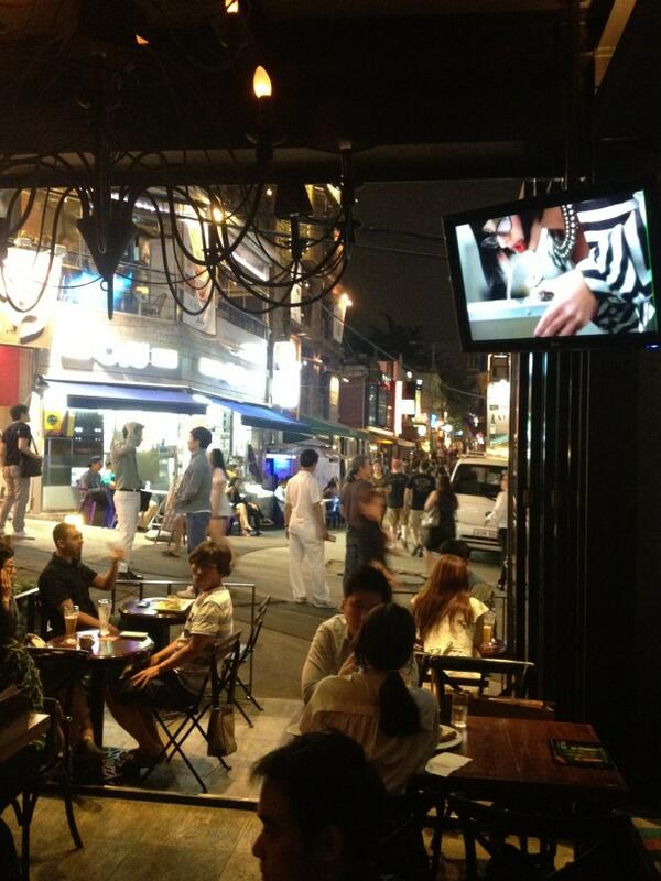 manoMING_KISA's tweet photo. 멀리 갈 필요가 있나... http://t.co/HRYlgt4qJN
