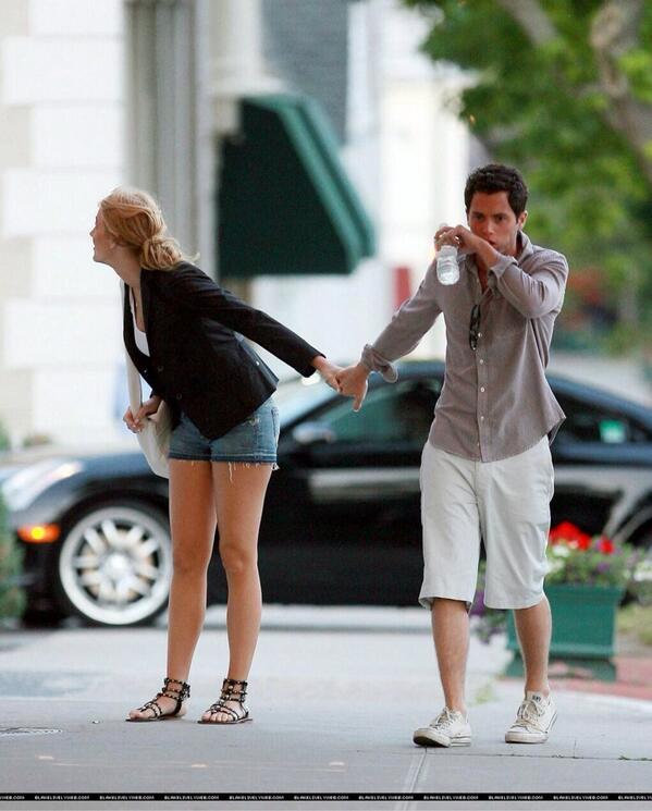 LucyBakerx's tweet photo. Spent the day shopping with my very hungover boyfriend <3 http://t.co/ZXKOK5Jmkm