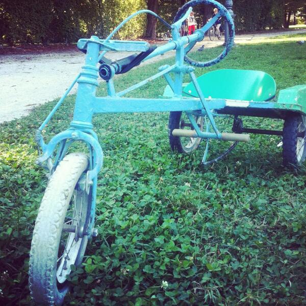 maxinvictus69's tweet photo. Che mezzo! http://t.co/ud52vfZlQ1