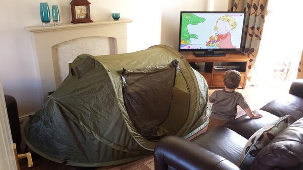Gavin_lowe's tweet image. But the  we thought. While mammy is away! Turn the tent into a indoor camp!! #standardbehaviour