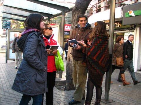 Quien con libros se acuesta amanece más despierto. Libera tu libro, despierta a tu hermano librolibrechile.cl