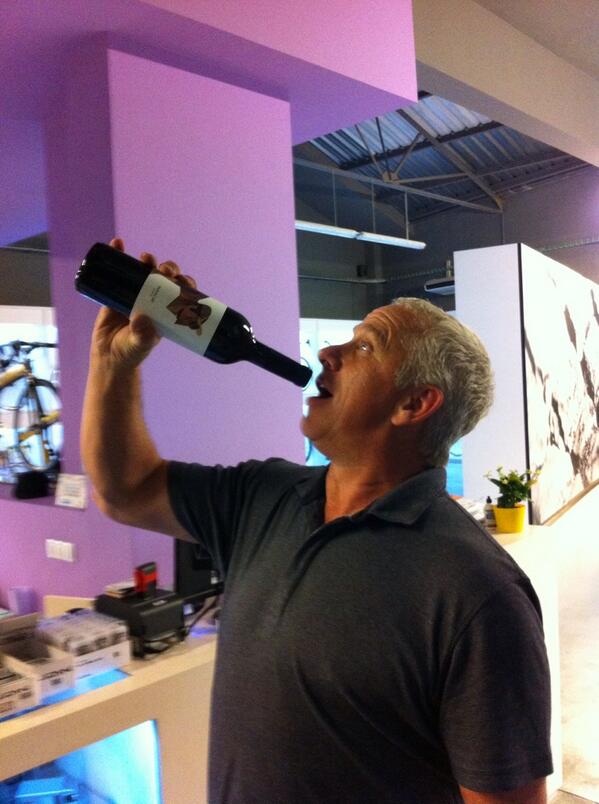 Hace unos días nos visitó Eddy Merckx y hoy la sorpresa nos la ha dado Greg Lemond