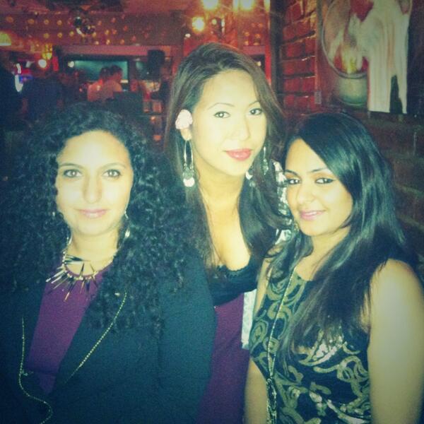 MzMcee's tweet photo. #MadeInBrazil with the Birthday day Girl, Happy 25th Neet http://t.co/nh40tk5RvS