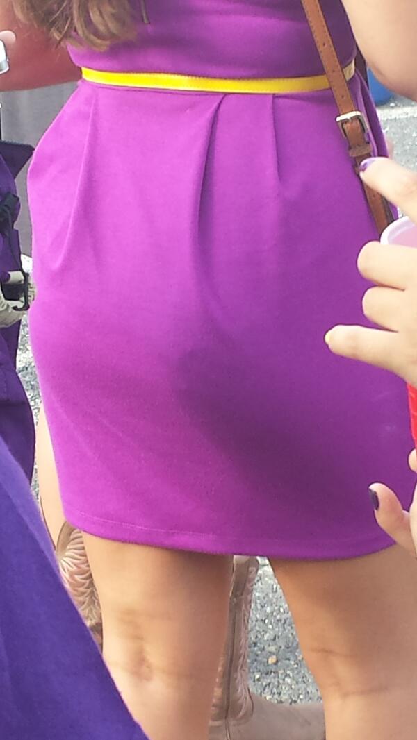 JMUbooty's tweet photo. Tailgate booty gawt damn #jmubooty http://t.co/j0zU16JSbu