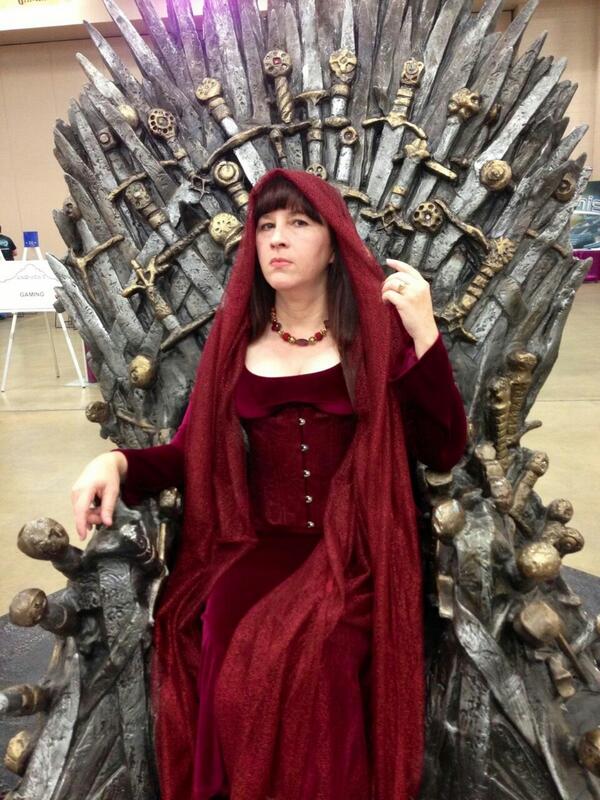 Sonnet130's tweet photo. @GameOfThrones @ViolaStrepitoso For the night is dark and full of terrors. #GameofThrones #WinterIsComing http://t.co/seJ741OFmb