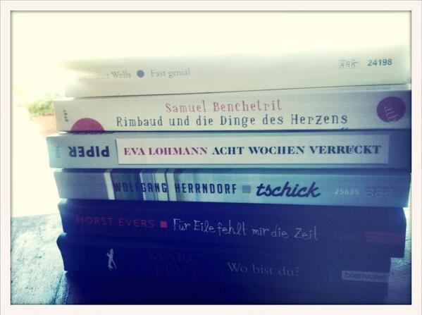 NovaMeierhenric's tweet image. ...Woche um.. alle Seiten gelesen.. Time to fly home.. #tosoon #lesewurm #runterkommen