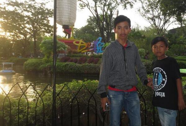 denzipik tweet picture