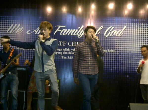 FYCCCorner's tweet photo. @reggy_alexander @ALEXTAN_ID http://t.co/SaThnZGJWG