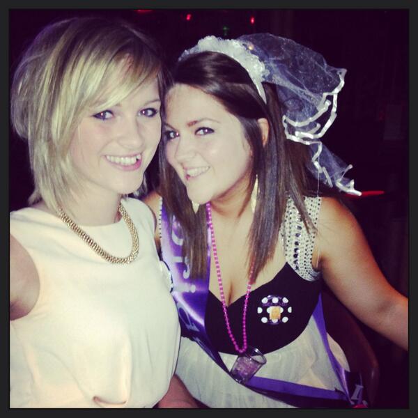 GwynethHedges's tweet image. With the hen - such a fun night! Now time for a massage! Love a spa day!