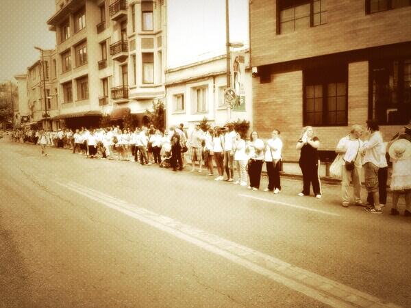 13:56, Barış Zinciri Bebek'te. via <a href="/AdnanTetikol/">Dr. Adnan Tetikol</a>