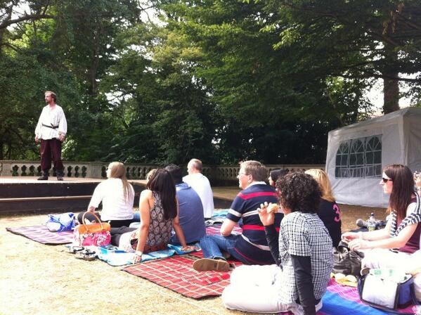 TitianRep's tweet photo. Picnic and The Bard - perfect combination! Macbeth at @TheRSC Dell today! http://t.co/HbvY4ph60C