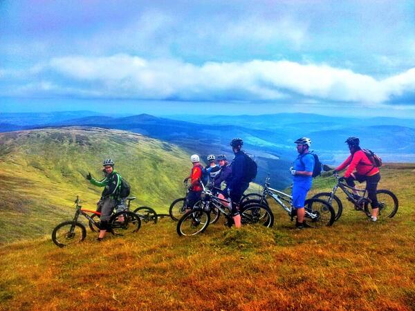 trackandtrail_'s tweet photo. Overlooking the south prison on Lugnaquilla mountain 925m today. Breathtaking views! #biking #adventures #wicklow http://t.co/IqTBfmDmPa