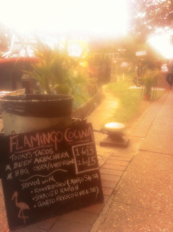 FlamingoCocina's tweet photo. Tacos are up. Prime position at #broadwaymarket mojitos too @Wu_Cruise http://t.co/OcAflsbgra