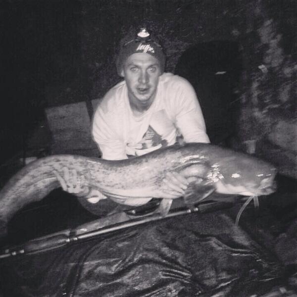 SM_realX's tweet image. The beast