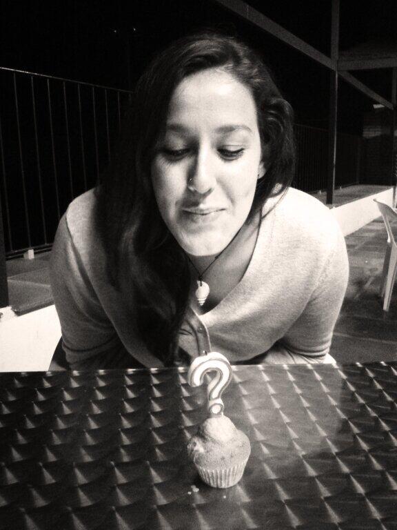 lau720's tweet photo. Cuantos cumple la xiqui?!!! @elenaplluch #felices22!!! http://t.co/PxZMXVum5m