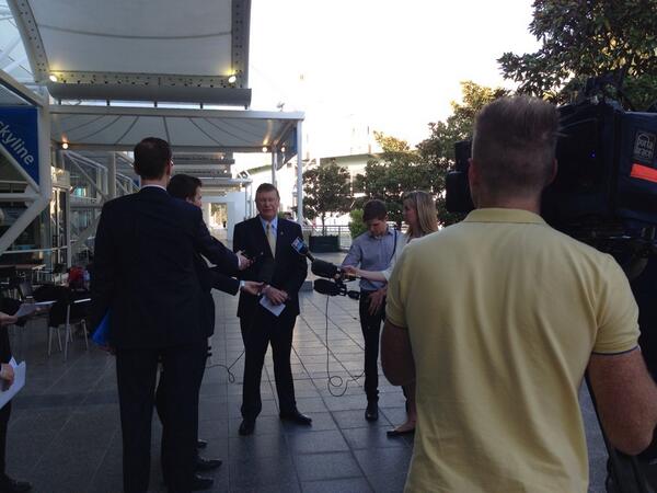 We're at #freightweek with the <a href="/Vic_Premier/">Premier</a> to show our united industry association support for the #eastwestlink