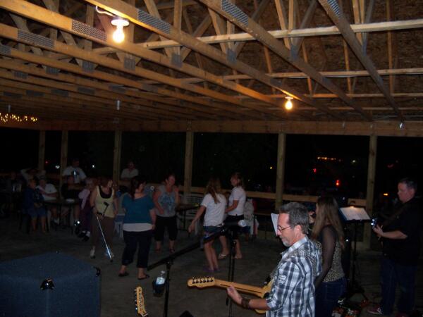 _CR45_'s tweet photo. Thank you Silver Dove Estates...such a great time! http://t.co/KBAGYlZIUX