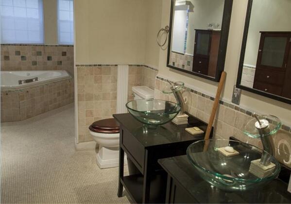 JamieReibenbac1's tweet photo. #condoforsale #philadelphia #centercity #PhiladelphiaNeighborhoods #addisonrealestate http://t.co/SYViJ8tER9
