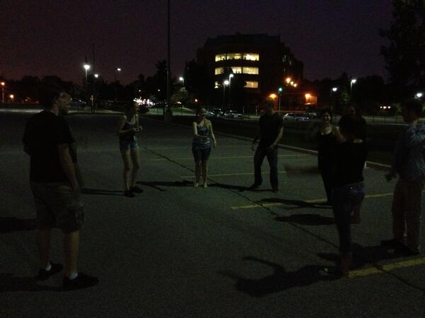 nicksquire5's tweet photo. Playing hackey sack and watching a lightning storm #humberlife http://t.co/sidHh1Sie4