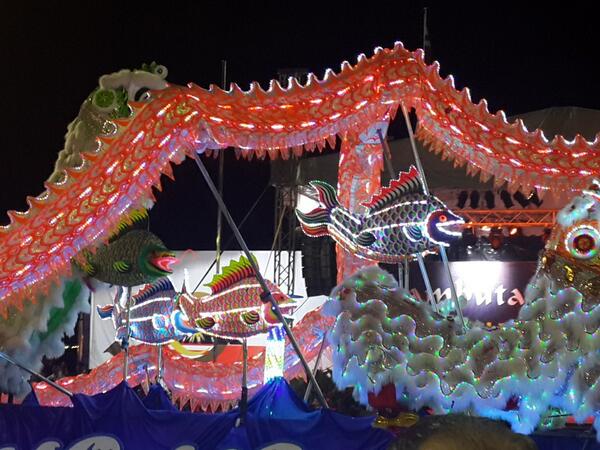 jainabahmad's tweet photo. At d ambang merdeka witnessing d parade incuding this parade that show symbol of one msia http://t.co/kFhCYisMLK