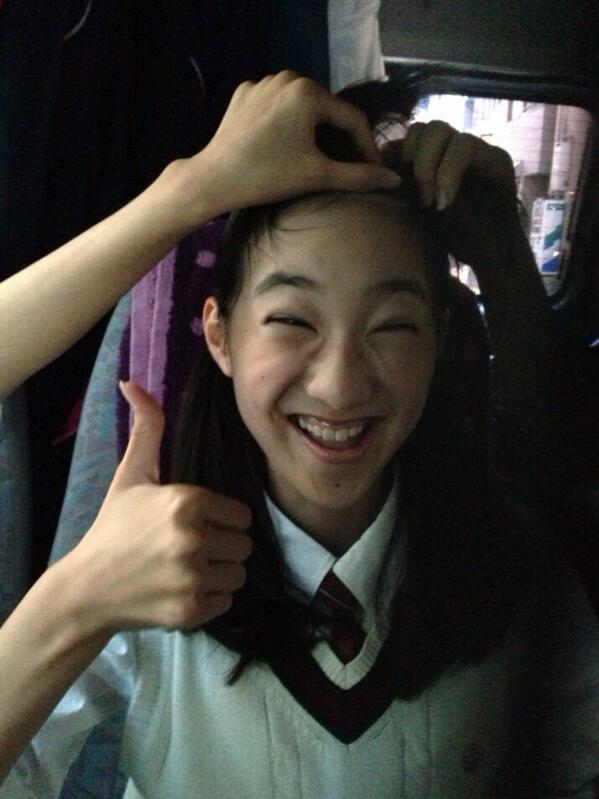 さくら学院 職員室 Twitter પર ゆなのがね ディズニーランド行った時ねー 感電したの 停電 あ そうだぁ ニセです 間違いなく なんか最近新しいゆなのが生まれてます Http T Co Onrfubigjs