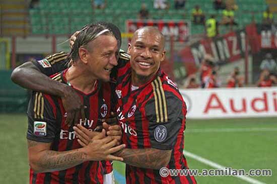 acmilan's tweet photo. A pic from #MilanCagliari... who was the best on the pitch? #weareacmilan http://t.co/7TF5wIdWNm