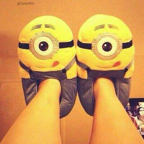 TuiterHits's tweet photo. RT SI QUIERES ESTAS ZAPATILLAS. http://t.co/gs5eDFMvPB