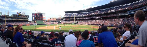 AntoineDson's tweet photo. 12-5 braves over mets http://t.co/6HhrWXffdL