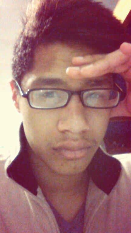 EamoAshto's tweet image. Long night ahead of me....#EngWeek taking its toll