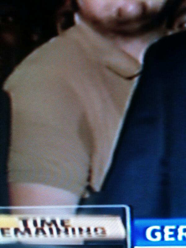 NickEeles11's tweet image. @Brainer92 #sweatpatches #arsenal