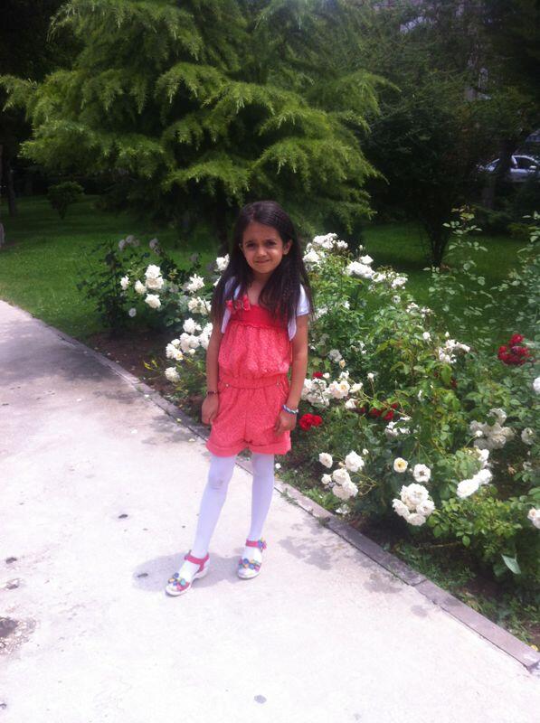 FeryalCom's tweet photo. iyi akşamlar http://t.co/Fdpo5OpmbO