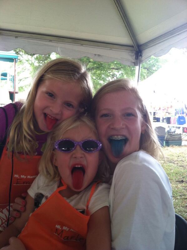 lillyt244's tweet photo. My little cuties http://t.co/H4gjqwolVU