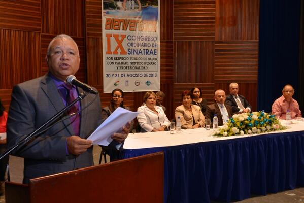 Acto de inauguración del congreso de SINATRAE.