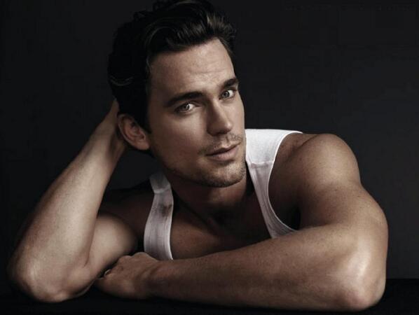 Cinepolis's tweet photo. ¿A quién le hubiera gustado @MattBomer como Christian Grey? http://t.co/YEDFb1qxRb