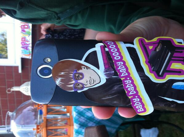 jessgoodall's tweet photo. @harrietlangshaw Right back at atcha #BieberFever http://t.co/U5EH7eo3Bv