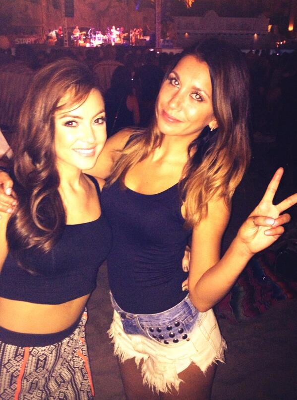 Butters_LovesU's tweet photo. One Love ✌Ziggy Marley concert last night #LDW http://t.co/oT7NLZuQbk