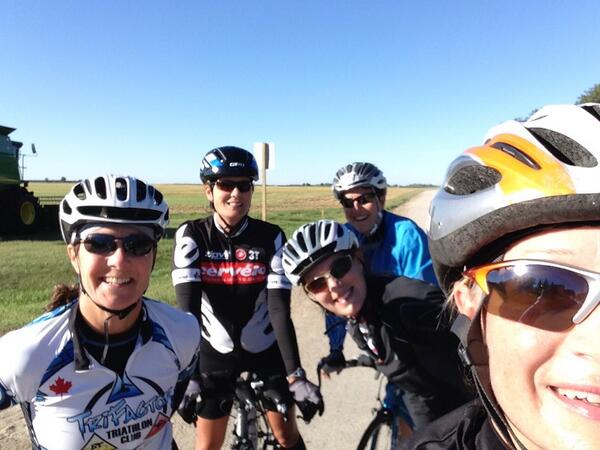 DawnHuck's tweet photo. Fab early autumn ride! Long live the cycling weather #lovecycling. http://t.co/FNJ0F9S08V