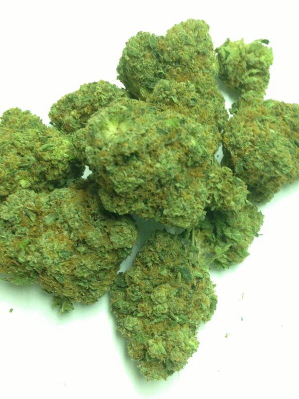 othersidehm's tweet photo. VIP OG KUSH #420 #herb #dank #loud #og #goodlife #mmj # http://t.co/sjxJo2yf89