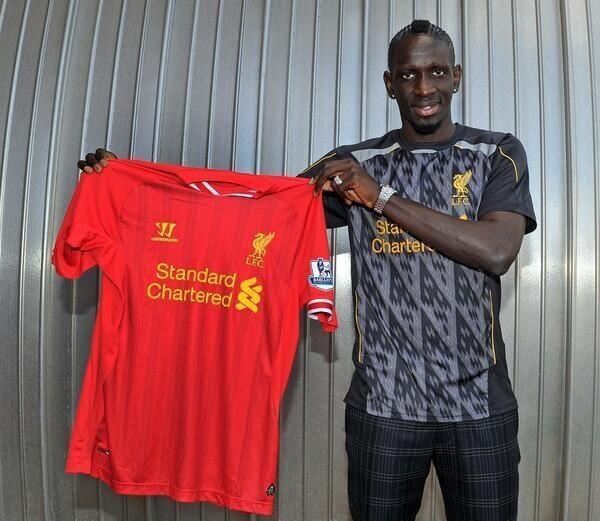 LTransferNews's tweet photo. OFFICIAL: Mamadou Sakho joins Liverpool from PSG on a 5 year deal worth £15Million. #PSG #LFC http://t.co/Y6GzcNZ8Dp