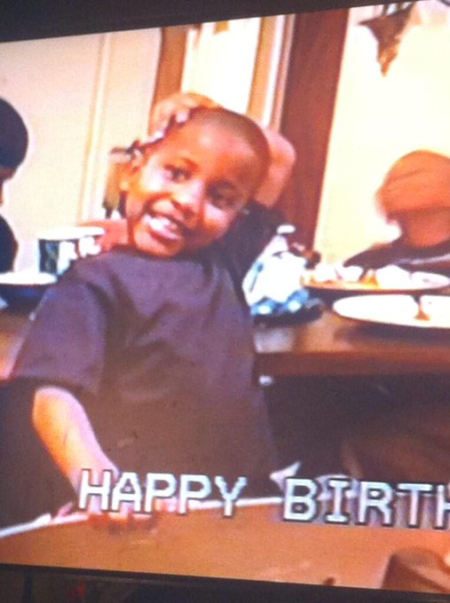 Twitter check ya boy out et 3 http://t.co/GTLUAXOtiC