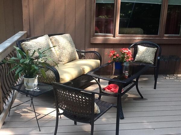 eterrya's tweet photo. Beautiful Labor Day.  Golf in the morning and relaxing afternoon with my wife.  On the deck enjoying the evening. http://t.co/lMHmcDGSSh