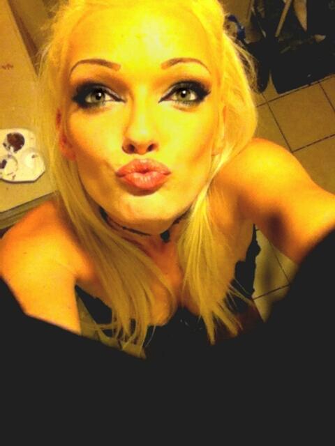 #PrettyGreenEyez http://t.co/oJyatRBGes<a href="/tag/prettygreeneyez"class="tags">#PrettyGreenEyez</a>