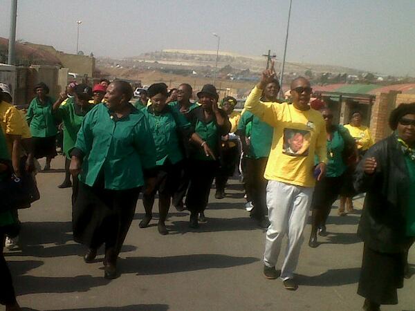thando_thandz's tweet photo. http://t.co/uDi2hA4FyR