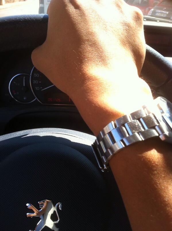 DeschampsJrme's tweet photo. Au volant classique ! http://t.co/UkVb0LWnDI