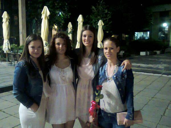 Sestre<3
#nedostajetemipuno