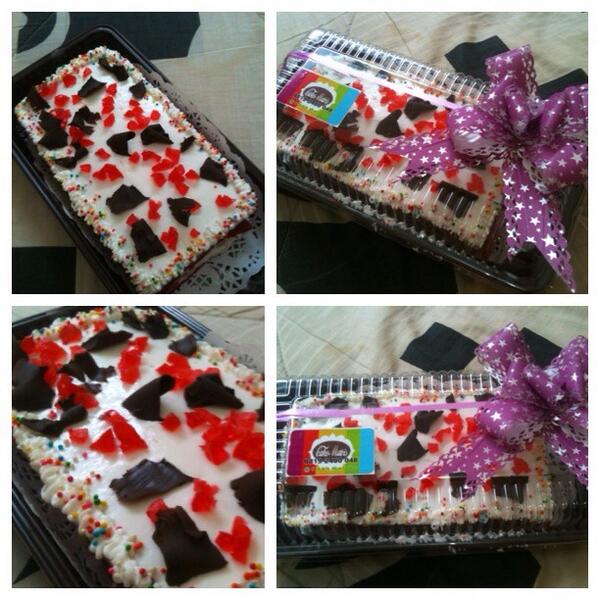 CakeMairis's tweet photo. Paket cantik http://t.co/xCUcejDgfs