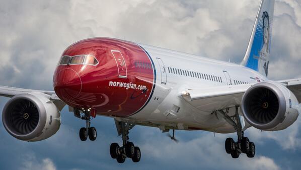 asalar's tweet photo. Norwegian lanserar tre nya direktlinjer till Los Angeles, San Francisco och Orlando  http://t.co/kLDXQdyGMP http://t.co/nZvAJjcHCc