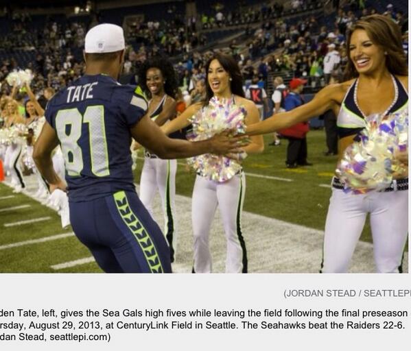 SeaGalAngela's tweet photo. Another exciting win! #GoldenTate #81 #gohawks #seagals #seahawks #seattle #footballseason #NFL 🏈 http://t.co/184MApSr4L
