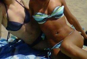 SawFacebook's tweet photo. #bikini #beach http://t.co/i6R6EkwOxZ